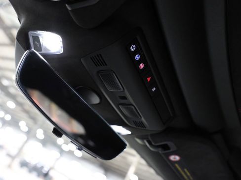 Used 2023 Chevrolet Corvette Stingray Premium Cpe w/ Z51 Performance Package image 37