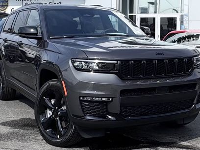 New 2025 Jeep Grand Cherokee L Limited w/ Black Appearance Package