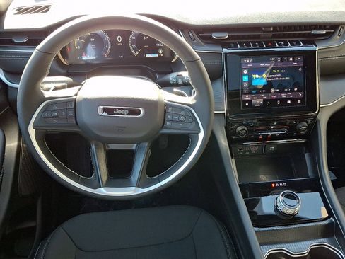 New 2026 Jeep Grand Cherokee Laredo X image 8