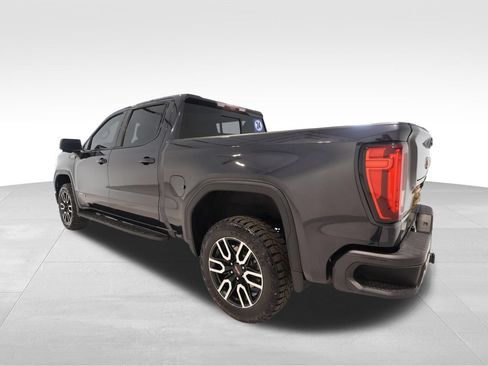 Used 2024 GMC Sierra 1500 AT4 w/ Technology Package AWD/4WD image 2