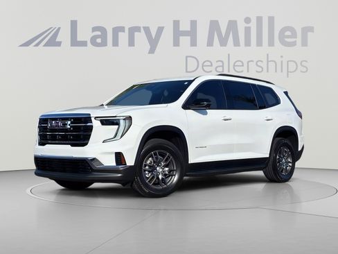 Used 2026 GMC Acadia Elevation FWD image 1