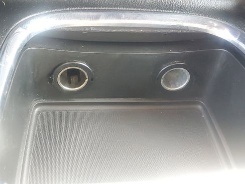 Used 2018 Dodge Grand Caravan GT image 36