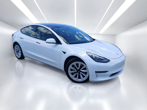 Used 2022 Tesla Model 3 Long Range AWD/4WD image 1