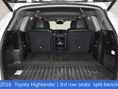 Used 2018 Toyota Highlander XLE AWD/4WD image 31