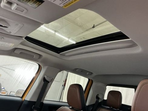 Used 2023 Ford Maverick Lariat w/ Lariat Luxury Package image 18