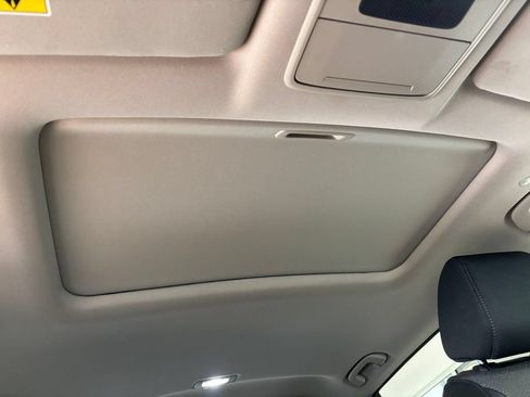 Used 2024 Honda CR-V EX image 28