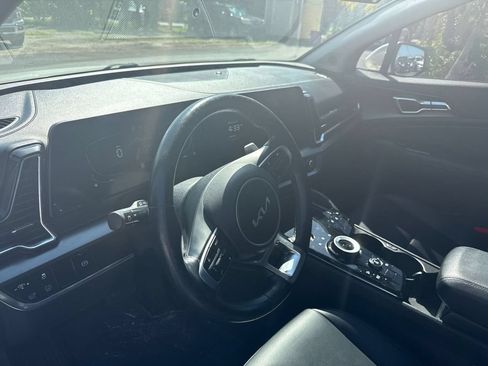 Used 2023 Kia Sportage EX w/ EX Premium Package AWD/4WD image 12