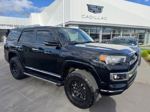 Used 2016 Toyota 4Runner Limited image 7