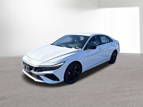 New 2026 Hyundai Elantra Sport FWD image 4