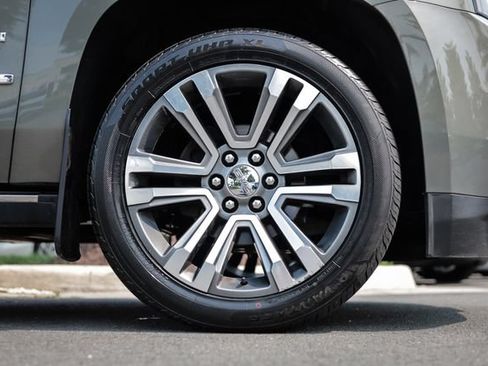Used 2017 GMC Yukon XL Denali w/ Open Road Package AWD/4WD image 19