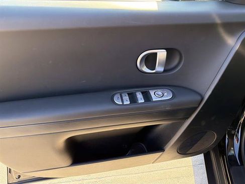 Used 2024 Hyundai Ioniq 5 SEL RWD image 14