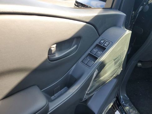 New 2026 Nissan Frontier S image 10