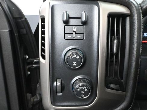 Used 2018 GMC Sierra 3500 Denali image 36