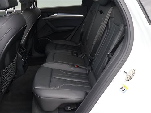 Used 2021 Audi Q5 2.0T Premium Plus w/ Premium Plus Package image 11