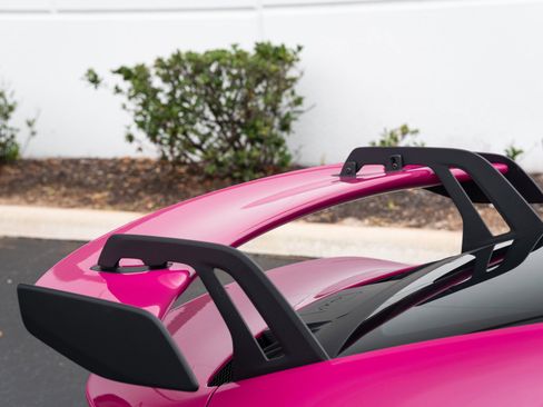 Used 2024 Porsche 911 GT3 RWD image 23