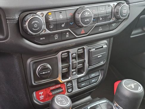 New 2026 Jeep Gladiator Rubicon image 23