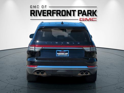 Used 2020 Lincoln Aviator Reserve w/ Equipment Group 202A AWD/4WD image 4