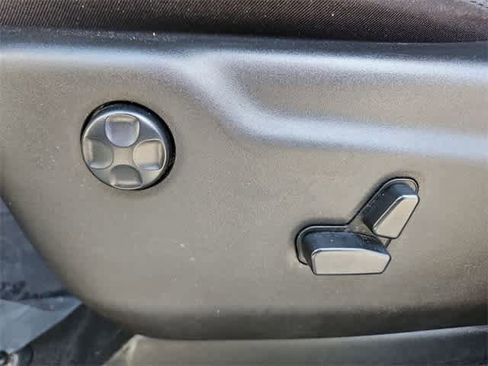 Used 2022 Jeep Grand Cherokee Limited image 18