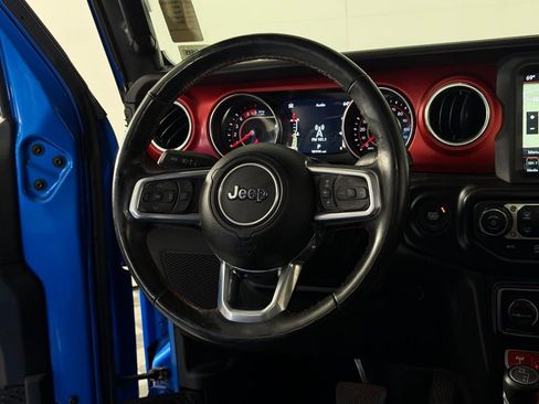 Used 2021 Jeep Gladiator Rubicon image 13