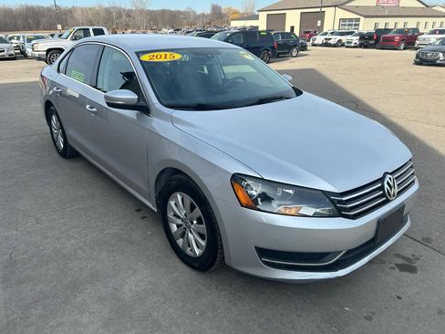 Used 2015 Volkswagen Passat 1.8T image 3
