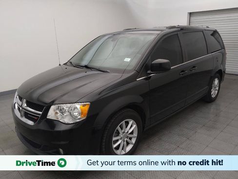 Used 2019 Dodge Grand Caravan SXT w/ Driver Convenience Group FWD image 1