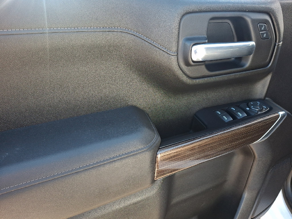 Used 2021 Chevrolet Silverado 1500 RST AWD/4WD image 13