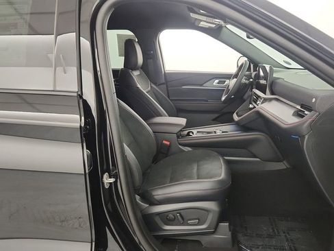 New 2026 Ford Explorer ST image 30