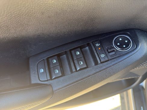 Used 2024 Kia Seltos S image 10