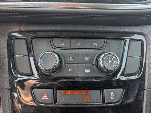 Used 2018 Buick Encore Preferred AWD/4WD image 16