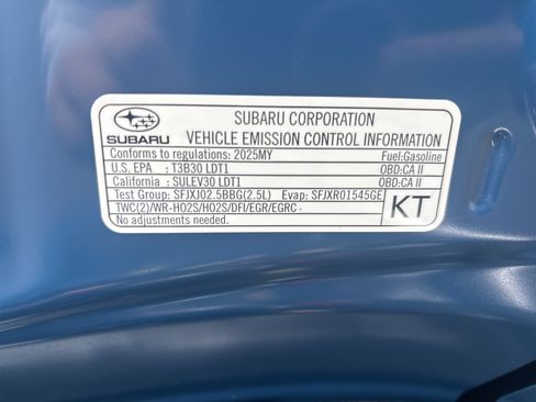 Used 2025 Subaru Crosstrek 2.5i Wilderness w/ Wilderness Package AWD/4WD image 15