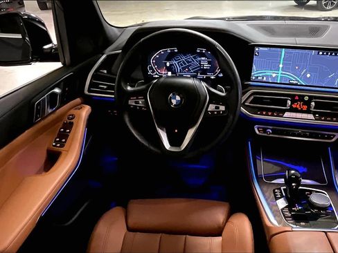 Certified 2022 BMW X5 sDrive40i w/ Premium Package image 6