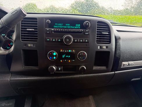 Used 2013 Chevrolet Silverado 1500 LT RWD image 12