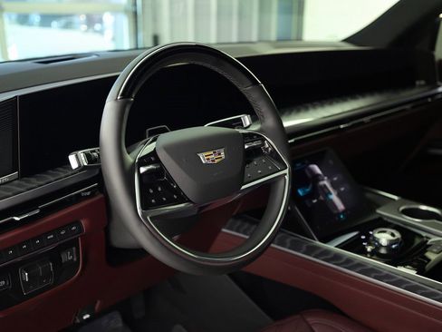 Used 2026 Cadillac Escalade Sport w/ Touring Package image 20