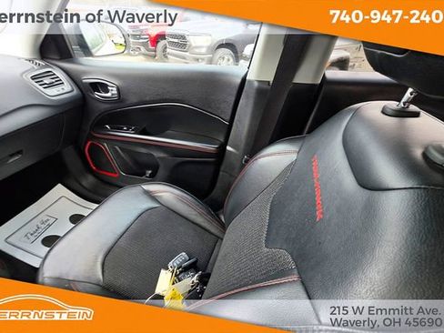 Used 2019 Jeep Compass Trailhawk image 11