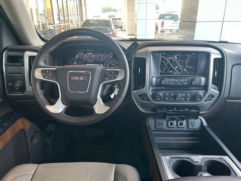 Used 2017 GMC Sierra 1500 SLT w/ SLT Premium Package RWD image 14
