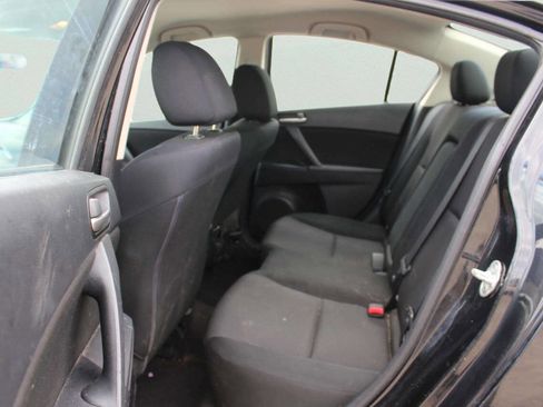 Used 2012 MAZDA MAZDA3 i Touring FWD image 7