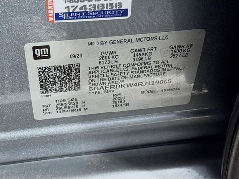 Certified 2024 Buick Enclave Avenir w/ Avenir Technology Package image 34