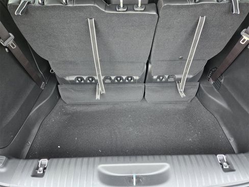 New 2026 Chrysler Pacifica Select image 31