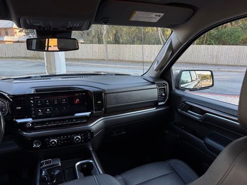 Used 2023 GMC Sierra 1500 SLT w/ SLT Premium Package image 27