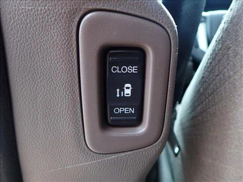 Used 2015 Honda Odyssey EX image 10