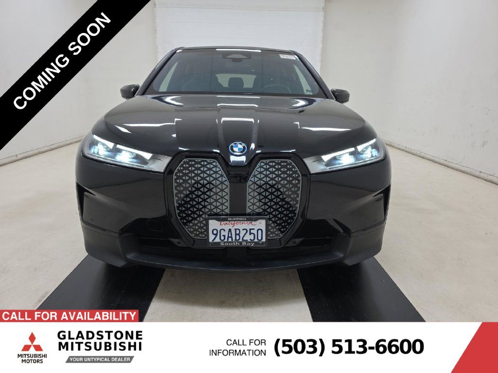 Used 2023 BMW iX xDrive50 w/ Convenience Package AWD/4WD image 2