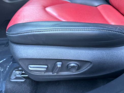 Certified 2022 Toyota Highlander XSE image 14