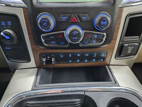 Used 2018 RAM 3500 Laramie image 16