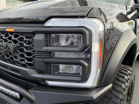 Used 2024 Ford F250 Lariat w/ Lariat Ultimate Package image 21