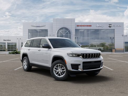 New 2025 Jeep Grand Cherokee L Laredo w/ Luxury Tech Group I image 18