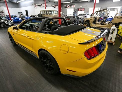 Used 2015 Ford Mustang GT Premium w/ Equipment Group 401A RWD image 3