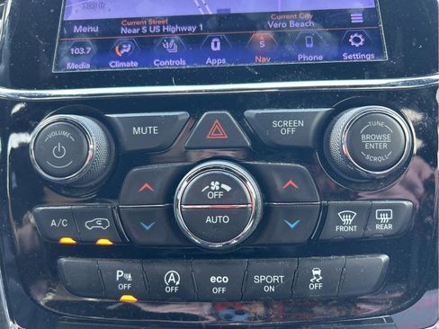 Certified 2020 Jeep Grand Cherokee Altitude image 22