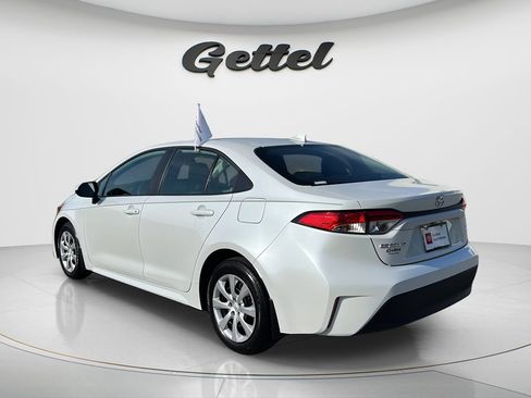 Used 2026 Toyota Corolla LE FWD image 7