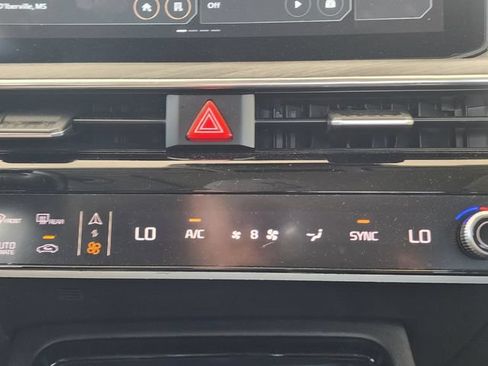 Used 2025 Kia K5 EX FWD image 33