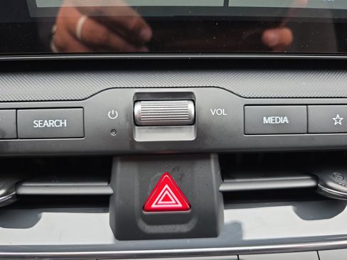 Certified 2025 Kia K4 EX image 15